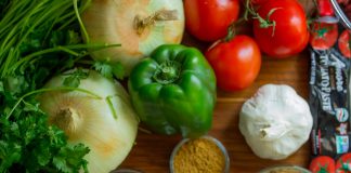 10 nguyên tắc ăn uống lành mạnh cho người cao tuổi